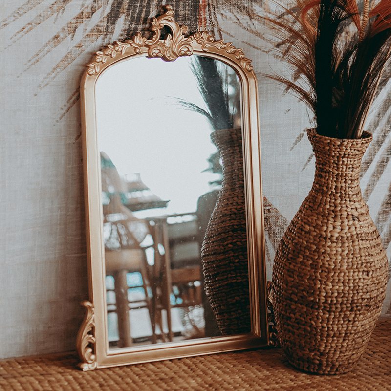 KUVO Hospitality Mirror Oz Golden Mirror