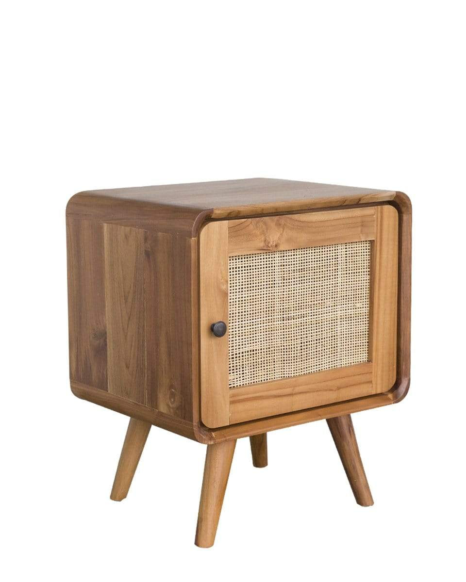 KUVO Hospitality Secret for 1 - Sidetable
