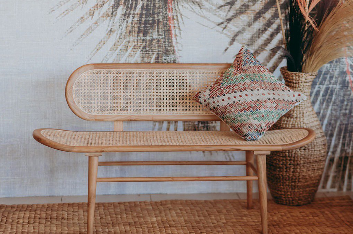 The advantages of using natural wood in the  decoration of your home