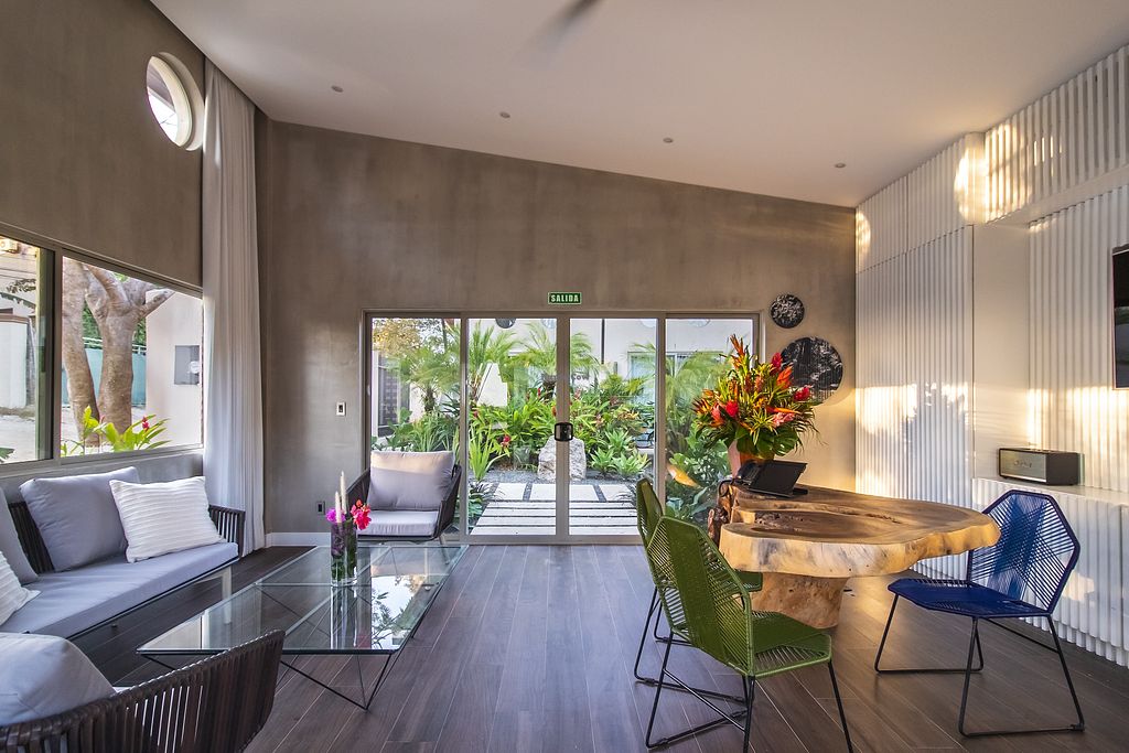 Hotel: An eco and fresh project